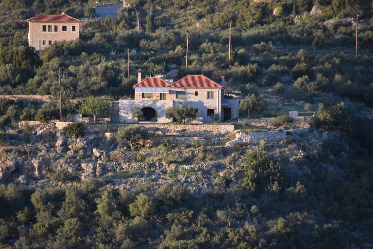 Athina'S Stone House In Kardamyli Villa Exterior photo